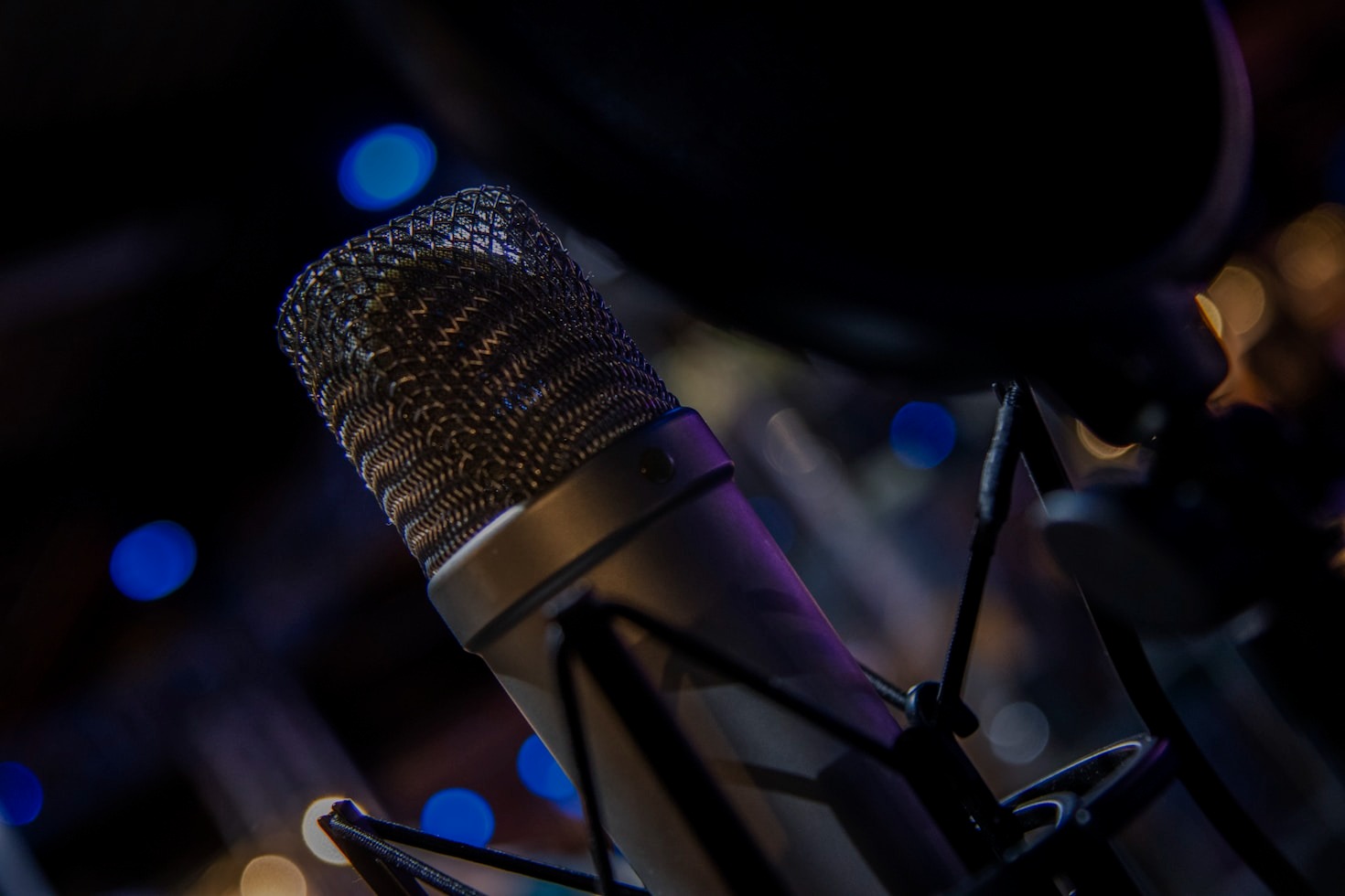 The Art of Creating Memorable Shows at Toast903fm