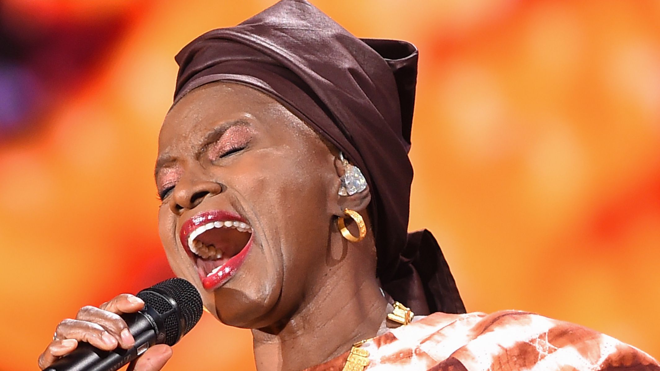 ANGELIQUE KIDJO RECEIVES HONOR AS HOLLYWOOD WALK OF FAME STAR