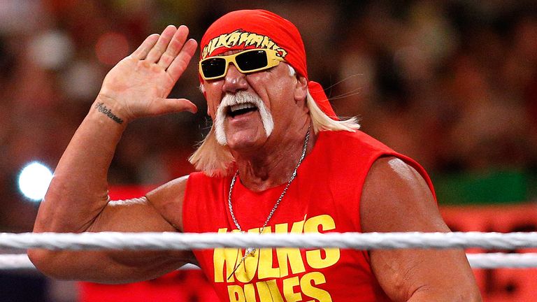 WRESTLING LEGEND HULK HOGAN DIES AT 71