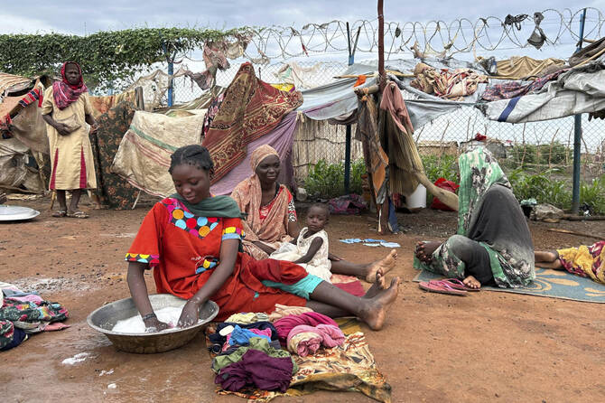 DISPLACED SUDANESE RETURN TO WAR SHATTERED KHARTOUM