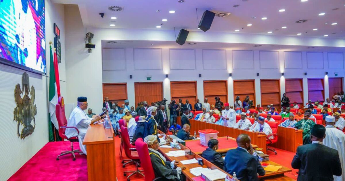 SENATE CONFIRMS RECEIVING 61 PROPOSALS FOR STATE CREATION