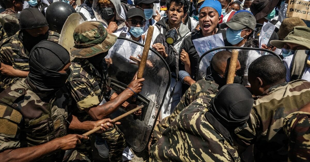PROTESTERS TURN DOWN PRESIDENTS OFFER OF DIALOGUE CALLS FOR GENERAL STRIKE IN MADAGASCAR