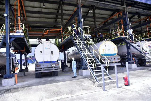 DANGOTE REFINERY DENIES CLAIM OF DISTRIBUTING FUEL WITH THE AID OF BIKE